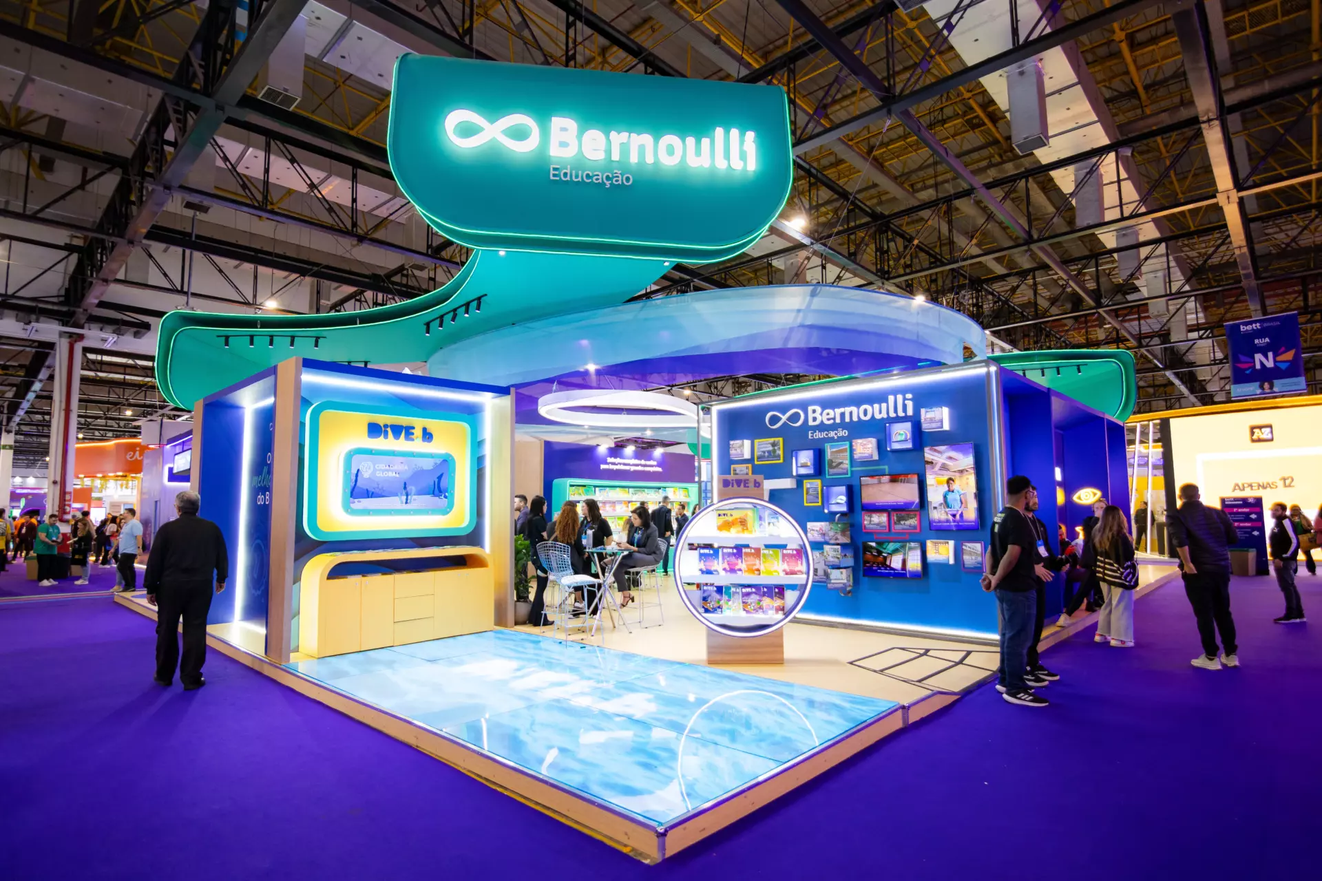 Bernoulli na Bett Brasil 2025: inteligência artificial com propósito na educação